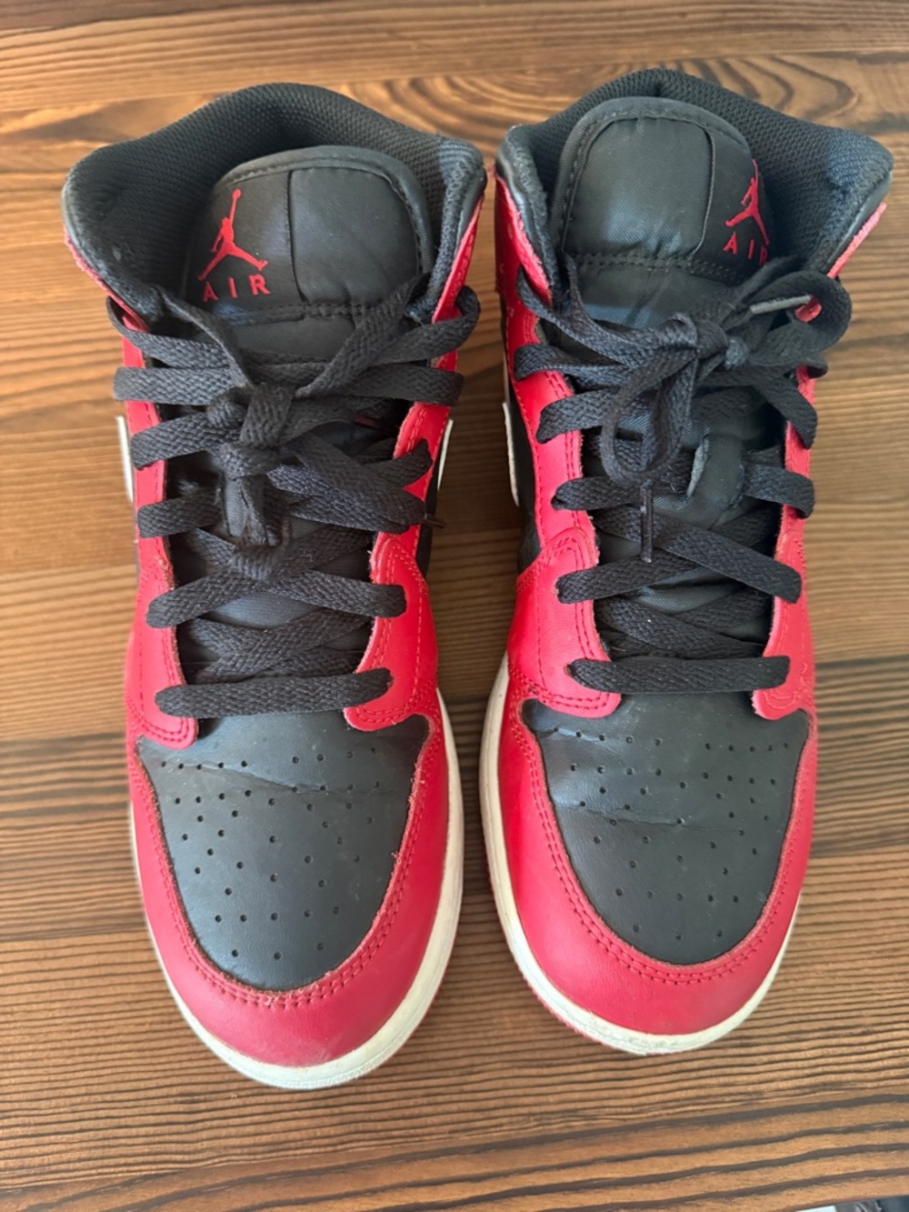 Jordan Kids' High-Top Sneakers - Black & Red 7Y